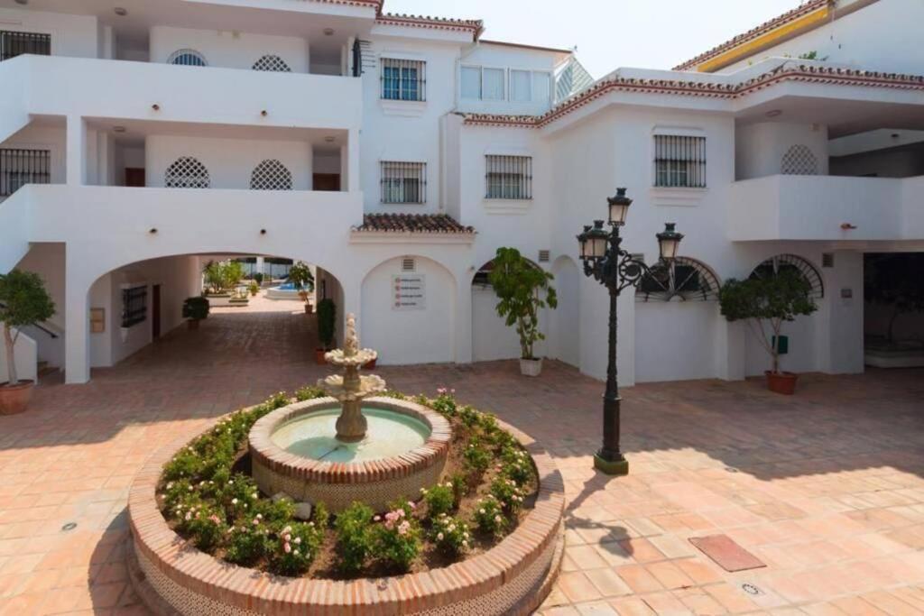 Macas Apartment Parque De La Paloma Pueblo Quinta Benalmadena Con Vistas Al Mar Piscina Y A 3 Minutos De La Playa Zewnętrze zdjęcie