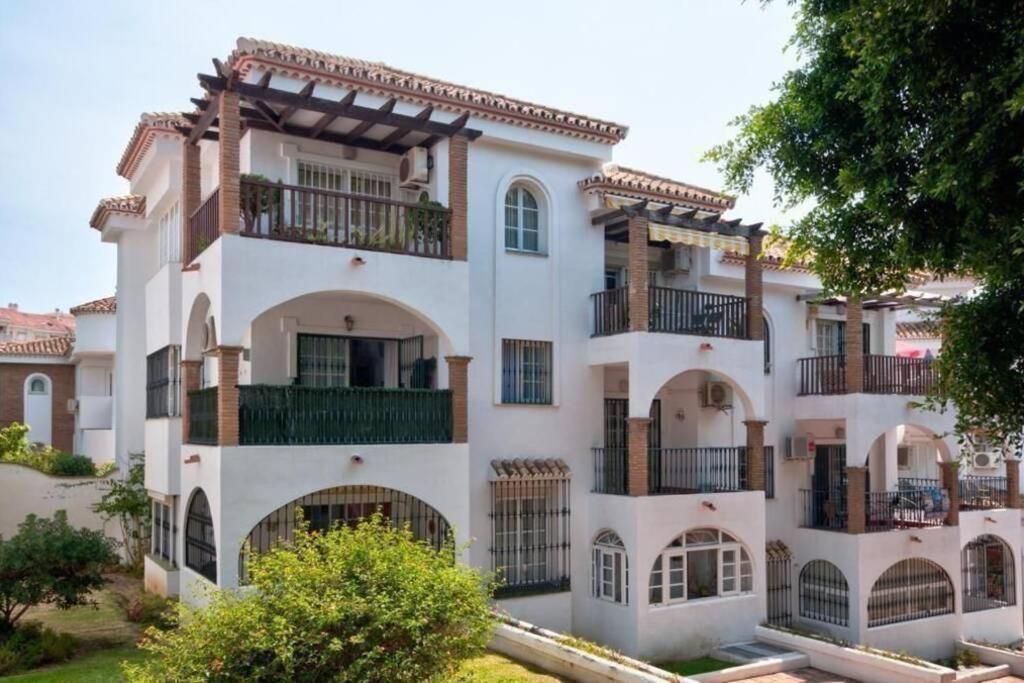 Macas Apartment Parque De La Paloma Pueblo Quinta Benalmadena Con Vistas Al Mar Piscina Y A 3 Minutos De La Playa Zewnętrze zdjęcie